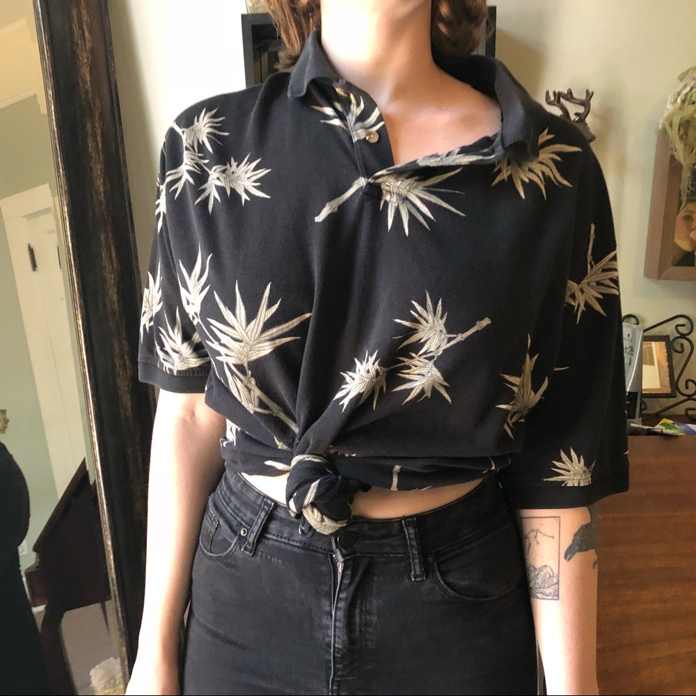 CUTE COLLARED SHIRT EXOTIC PRINT